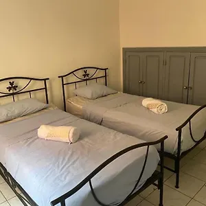 https://ryad-de-charme-authentique-piscine-calme.marrakeshhotelsmorocco.com