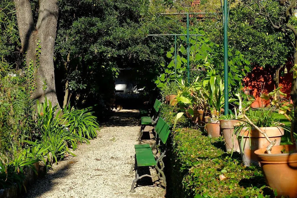 Vila Libania Queluz